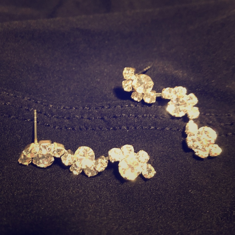 Hanging silver diamond earrings